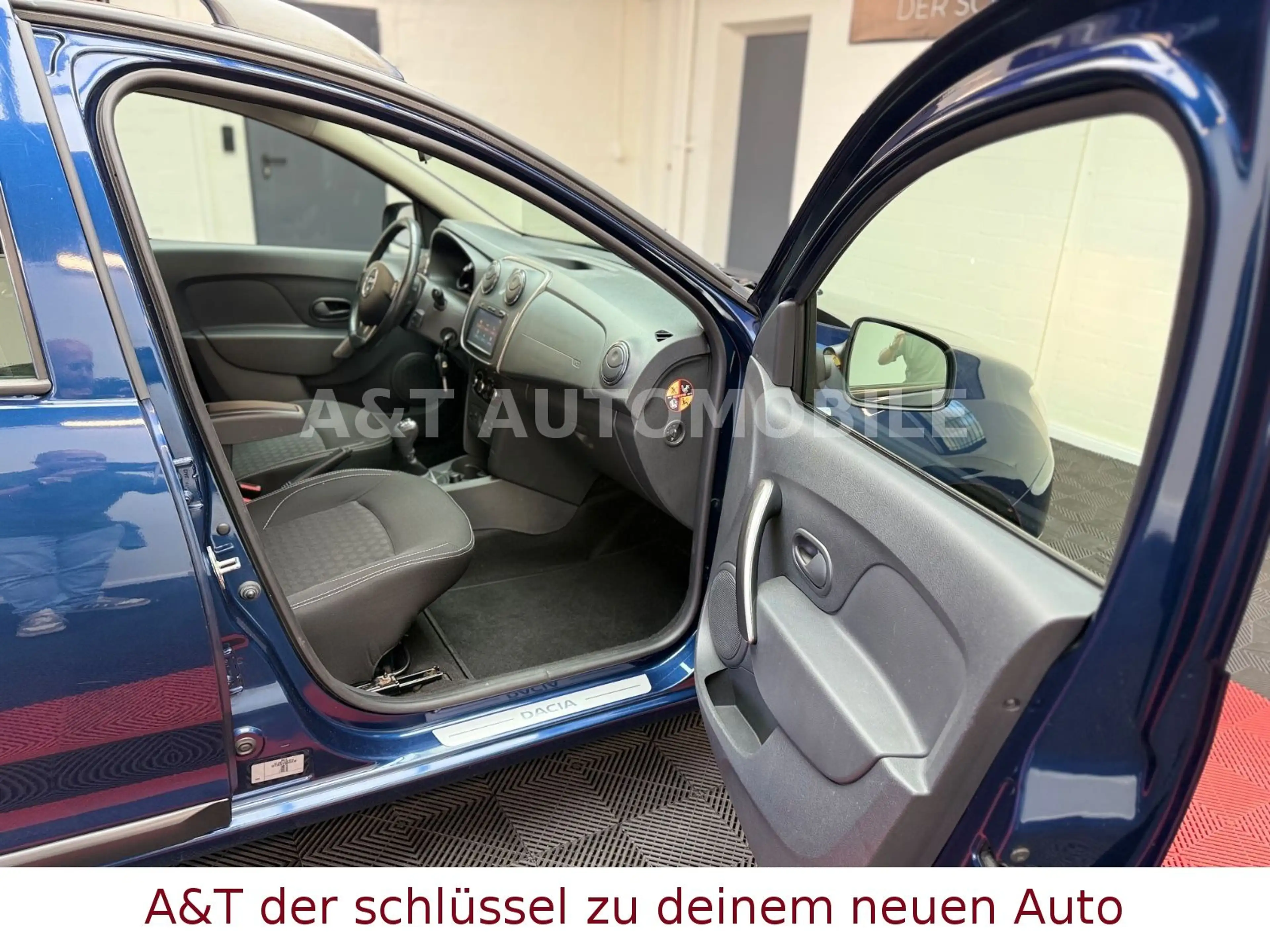 Dacia Logan MCV II Kombi Prestige.1HAND.KLIMA.NAVI.AHK — photo 15