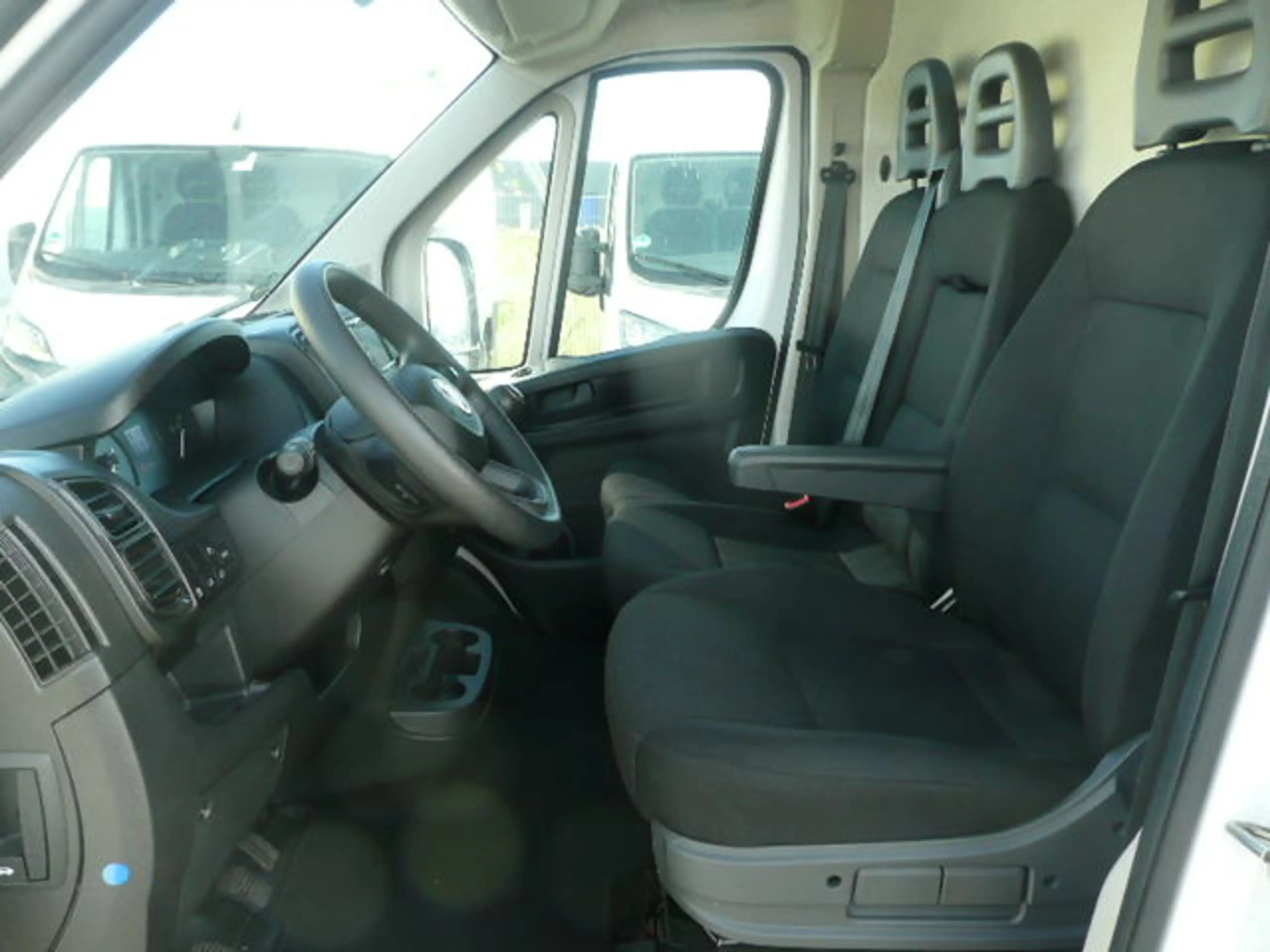 Fiat Ducato Hochr.-Ka 33 120 L2H2 27060Km Klima Tempo — photo 2