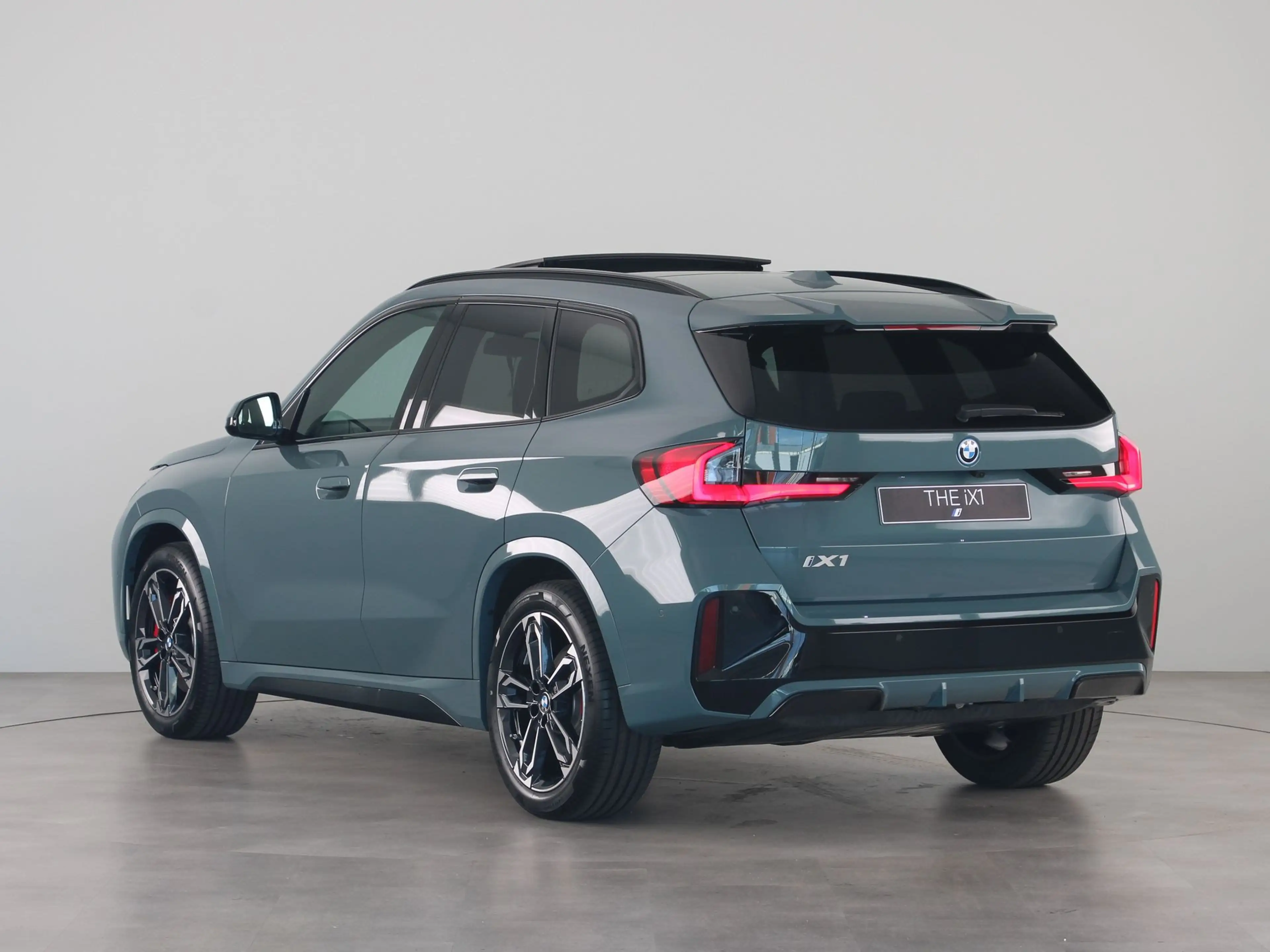 BMW iX1 eDrive20 67 kWh — photo 7