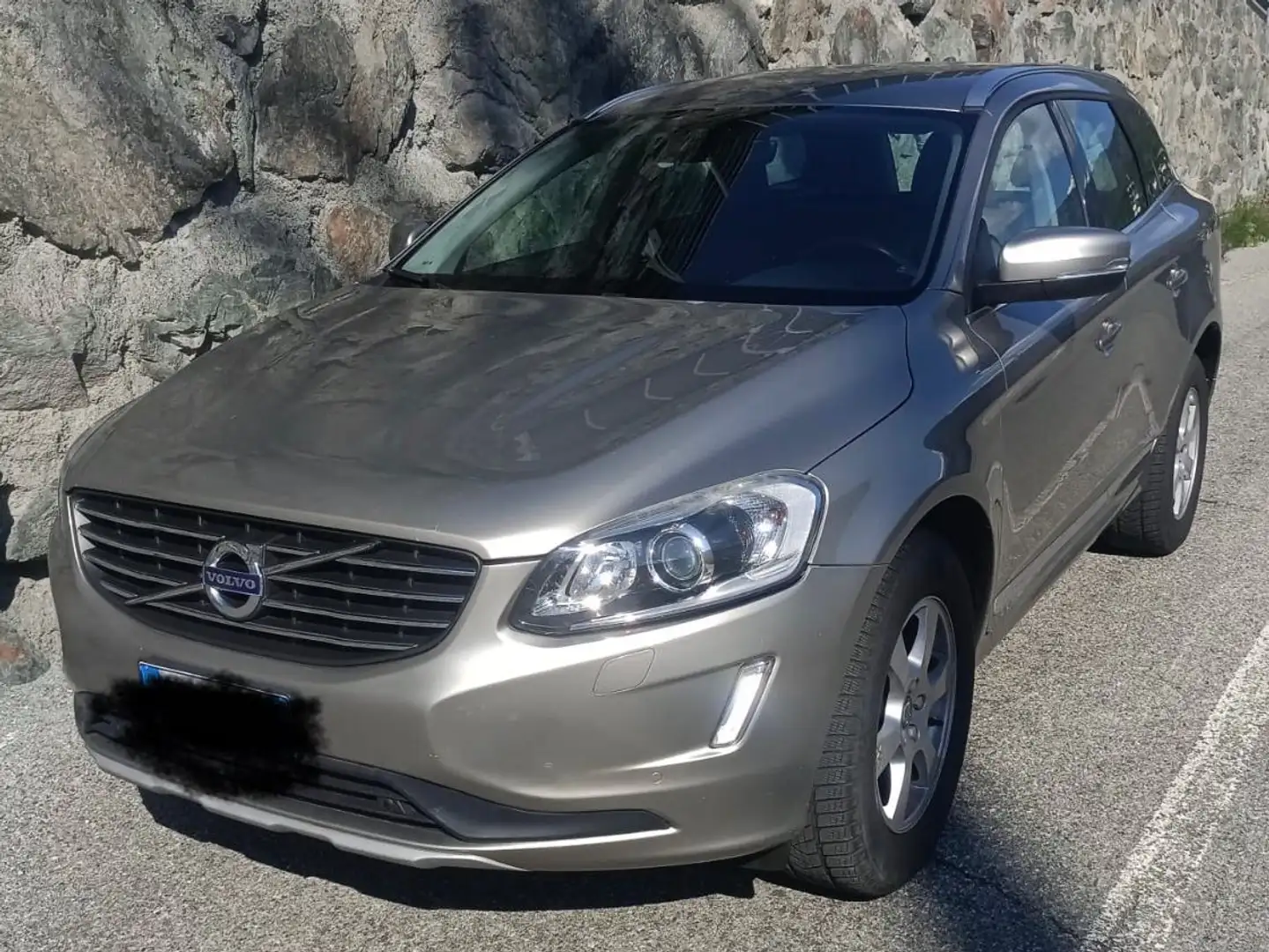 Volvo XC60 XC60 2.4 d4 Summum awd 190cv geartronic Grigio - 1
