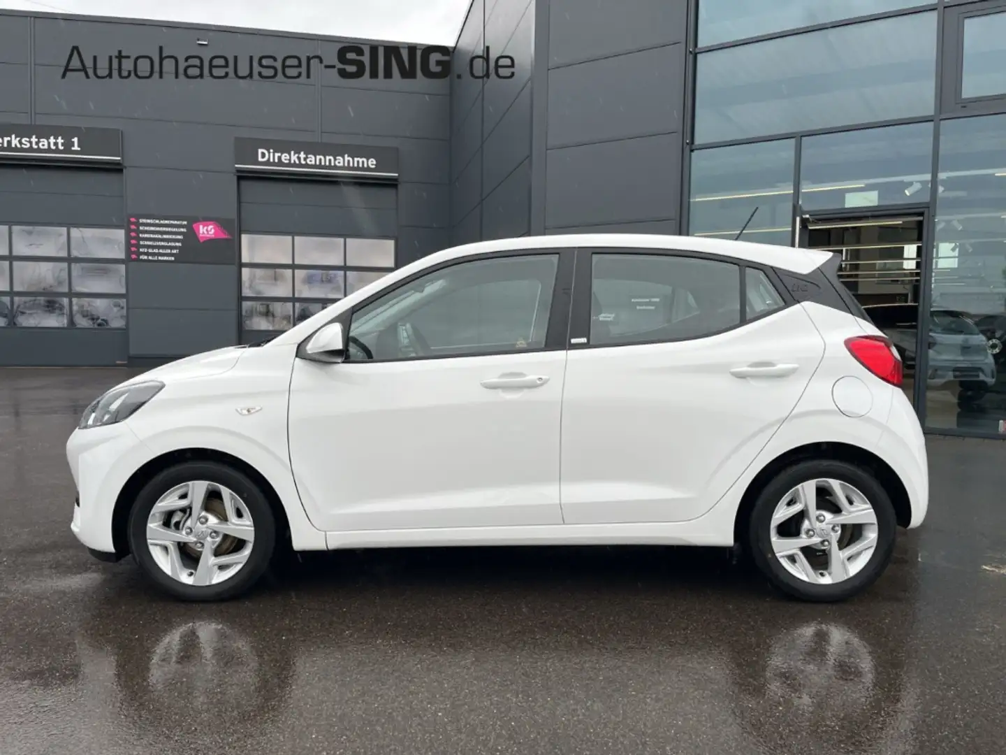 Hyundai i10 Select Klima LED-Tagfahrlicht PDC LenkradHZG Weiß - 2