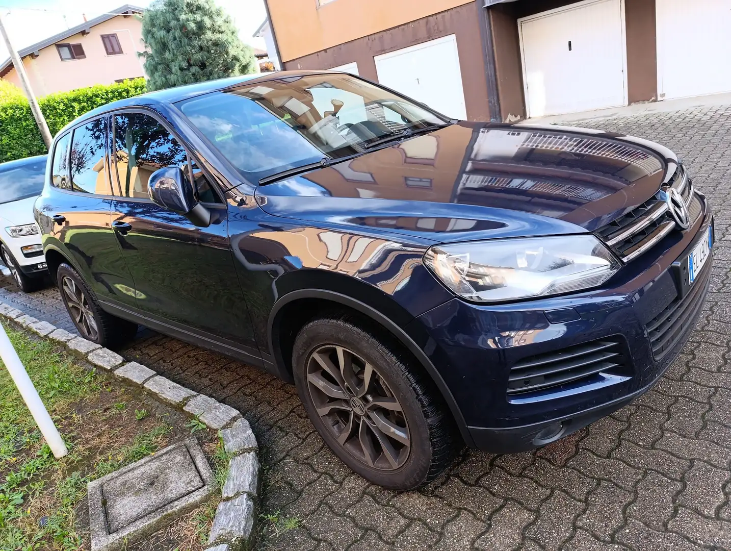 Volkswagen Touareg Touareg II 2010 3.0 V6 tdi Terrain 245cv tiptronic - 1