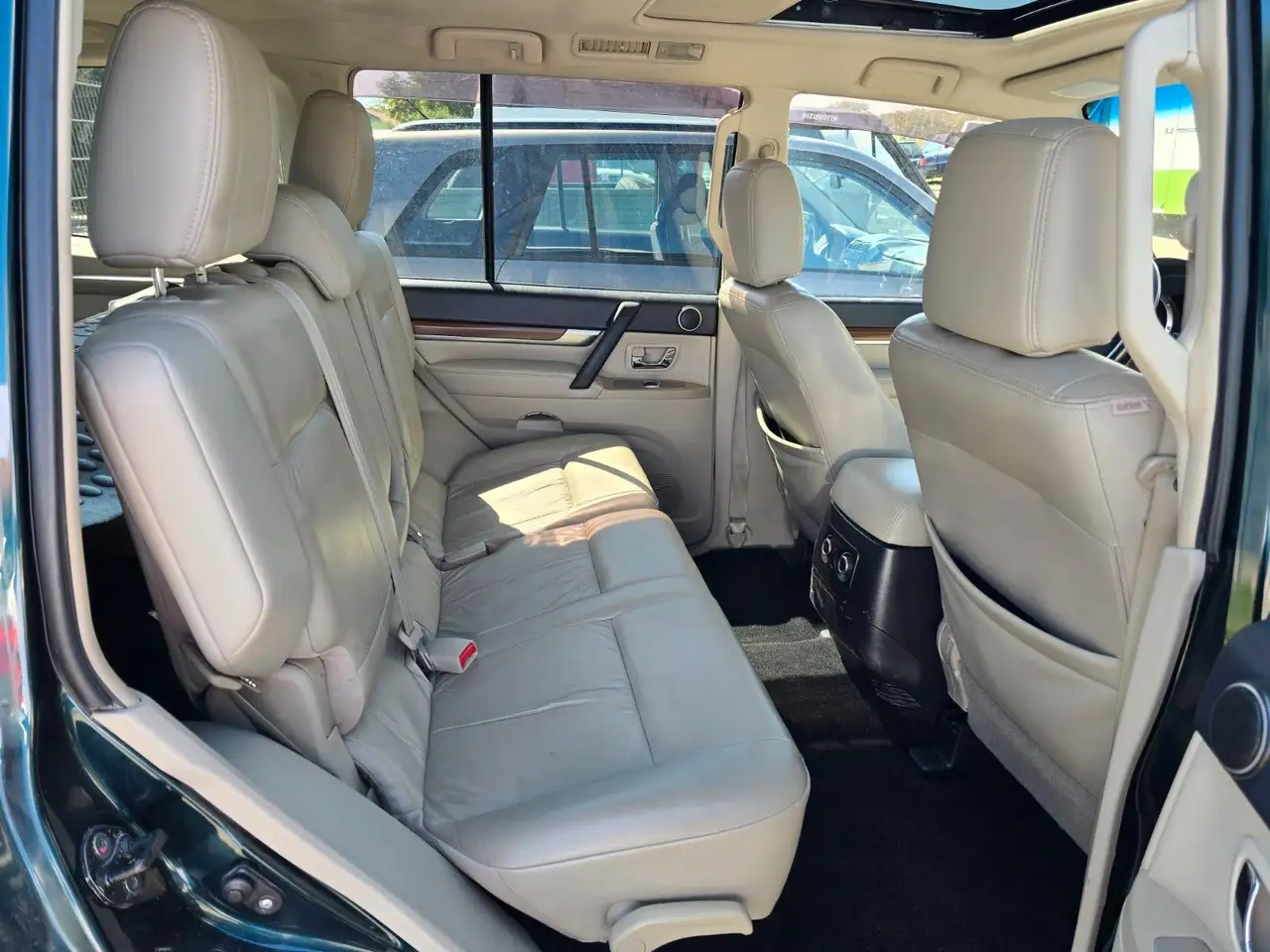 MITSUBISHI PAJERO 3.2 DI-D 170CH INSTYLE 7 PLACES