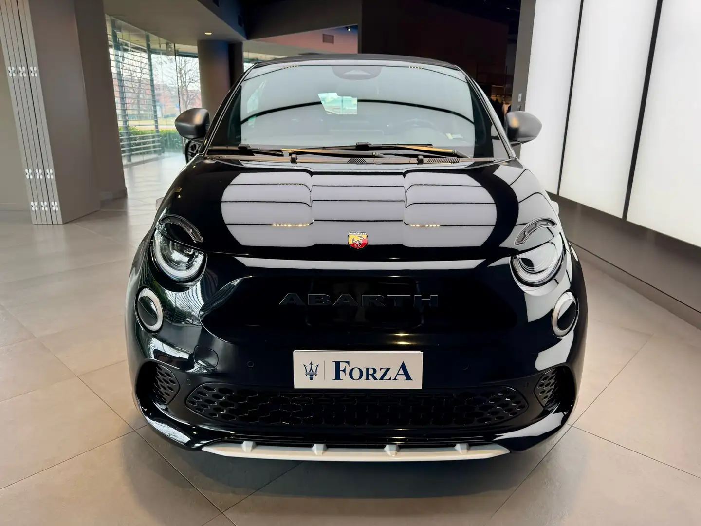 Abarth 500C 500e Cabrio 42 kWh Turismo 155 Cv Negro - 2