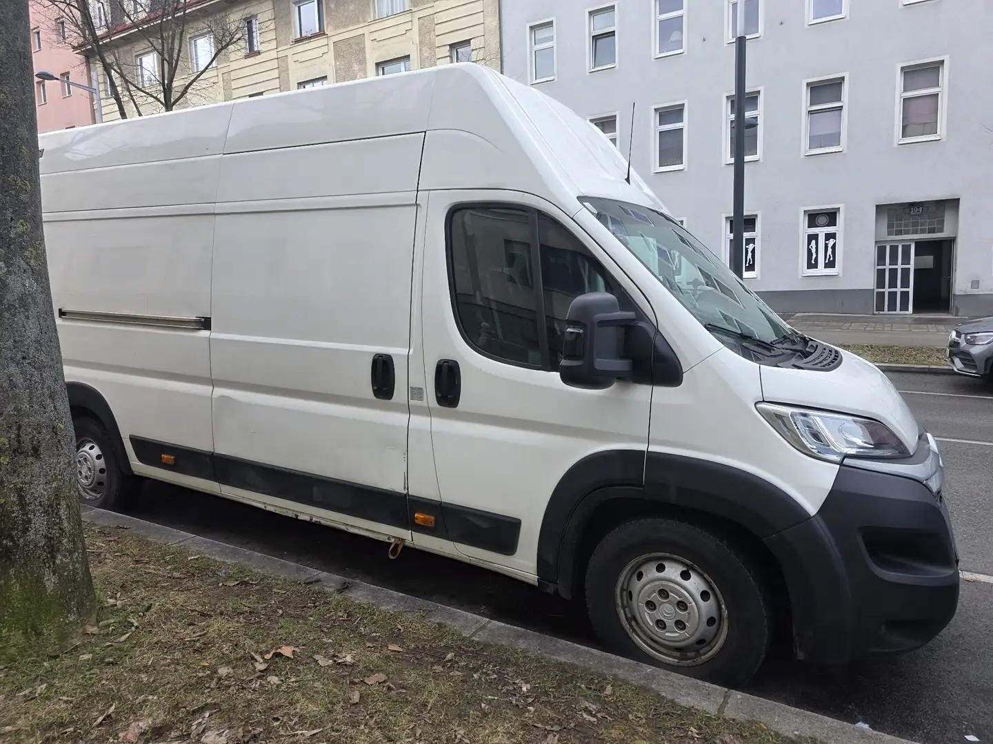 Citroen Jumper 35+ L4H3 BlueHDi 165 S&S - 2
