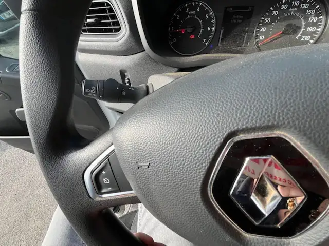 Renault Master view 13