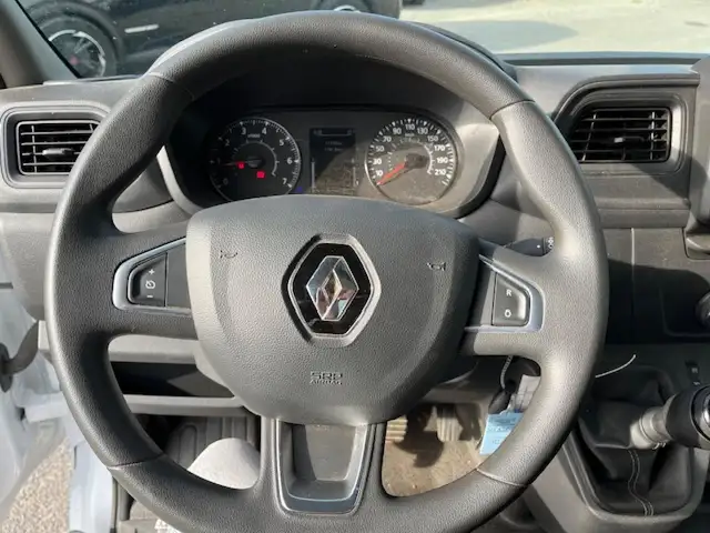 Renault Master view 8