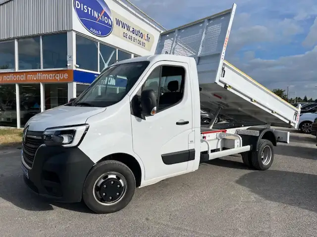 Renault Master view 2