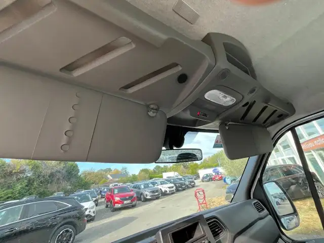 Renault Master view 15