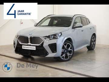 iX2 xDrive30