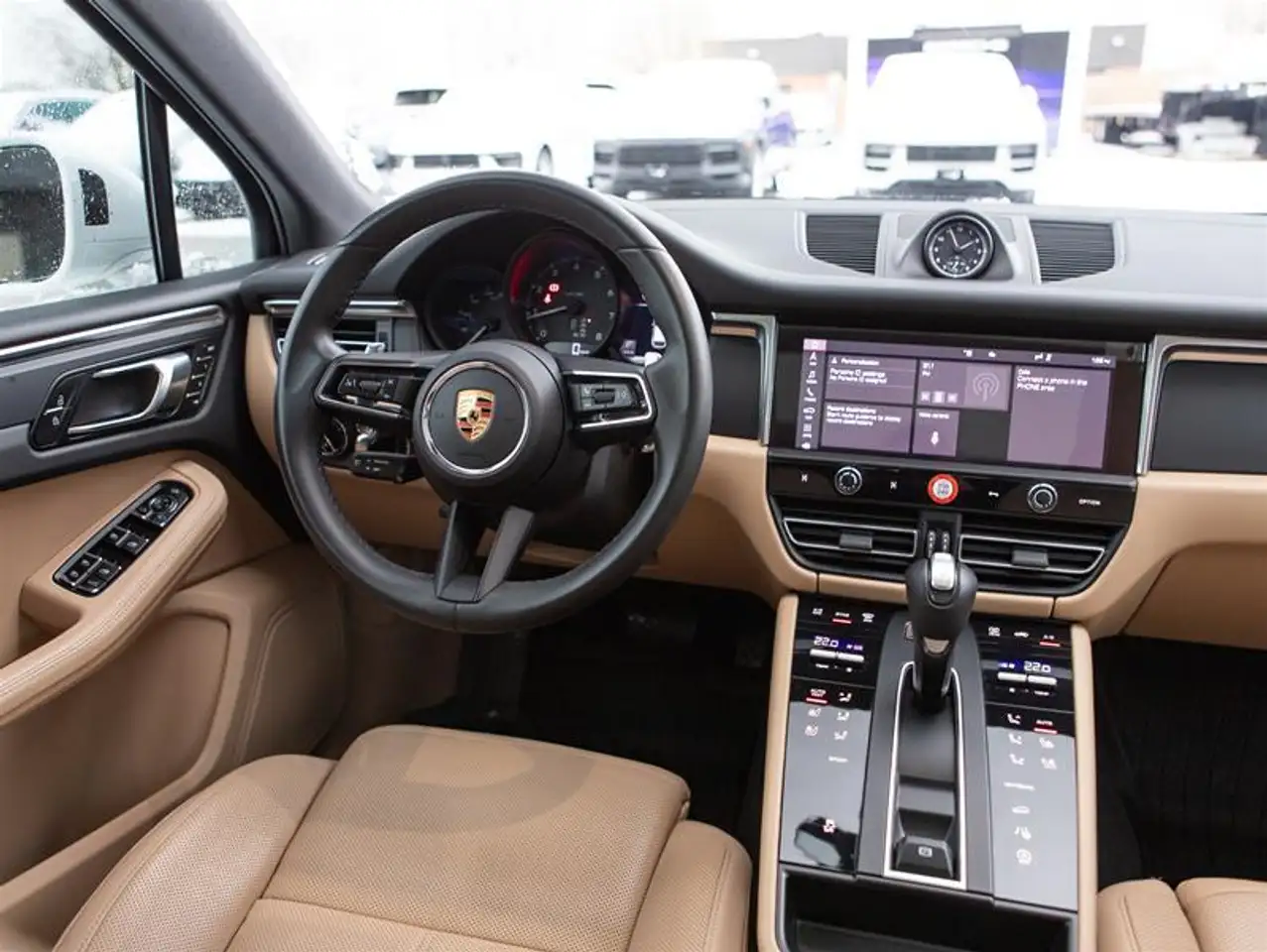 Porsche Macan снимка Porsche Macan