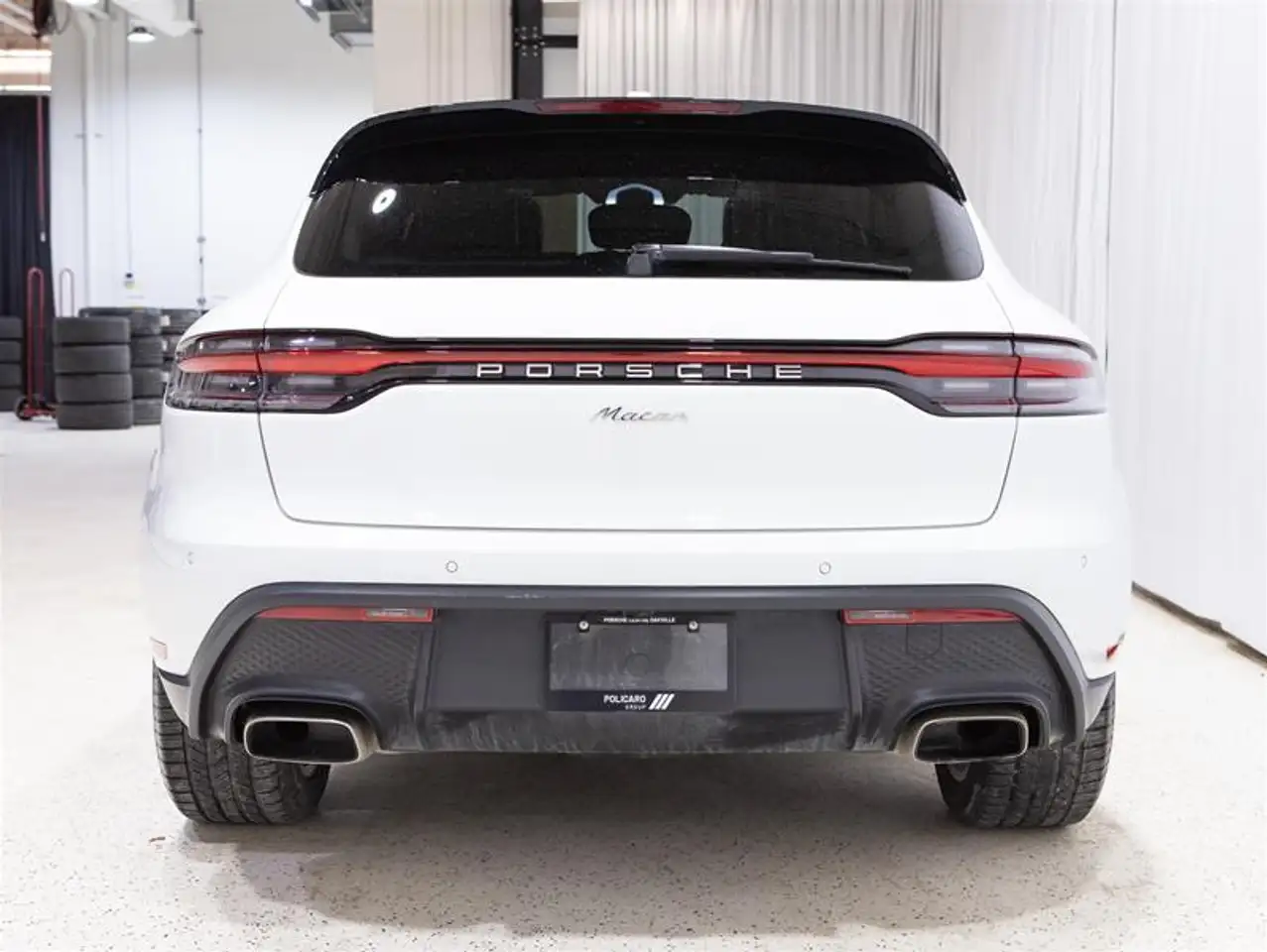 Porsche Macan снимка Porsche Macan