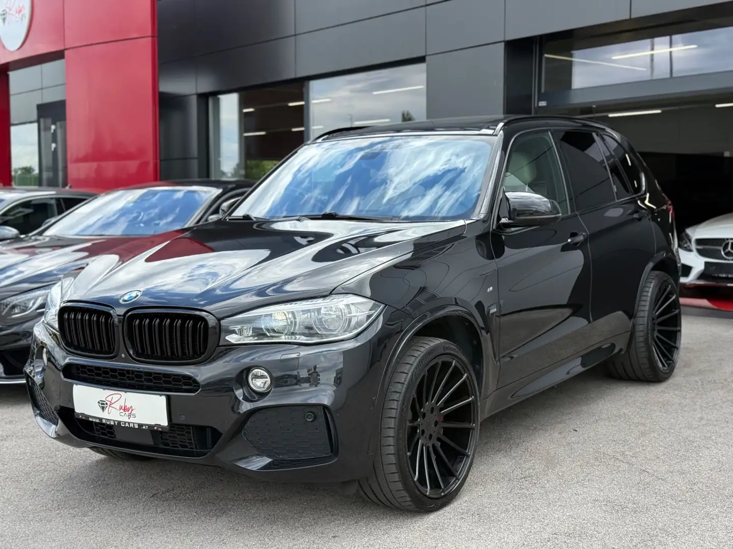 BMW X5 xDrive 30d M Sport *Standheizung*Assist*Pano*6WB* Schwarz - 1