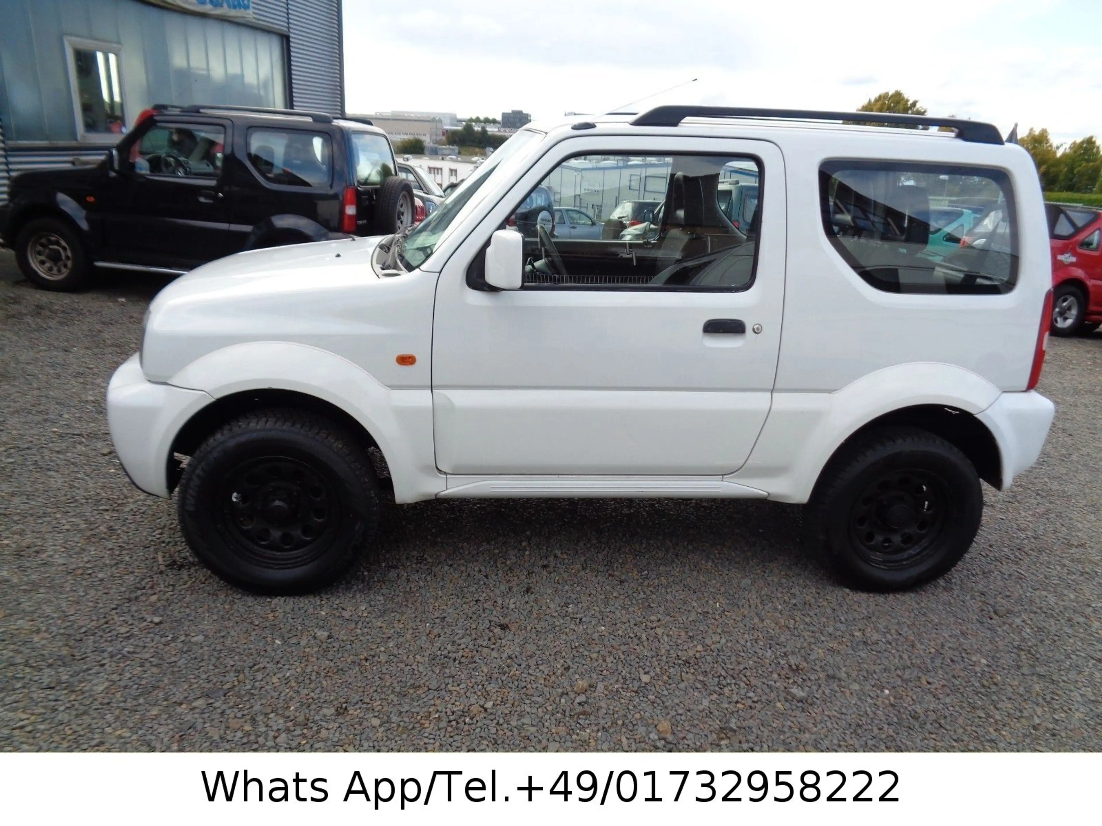 Suzuki Jimny 1.3 4WD Club"Tüv 11/26" — photo 3