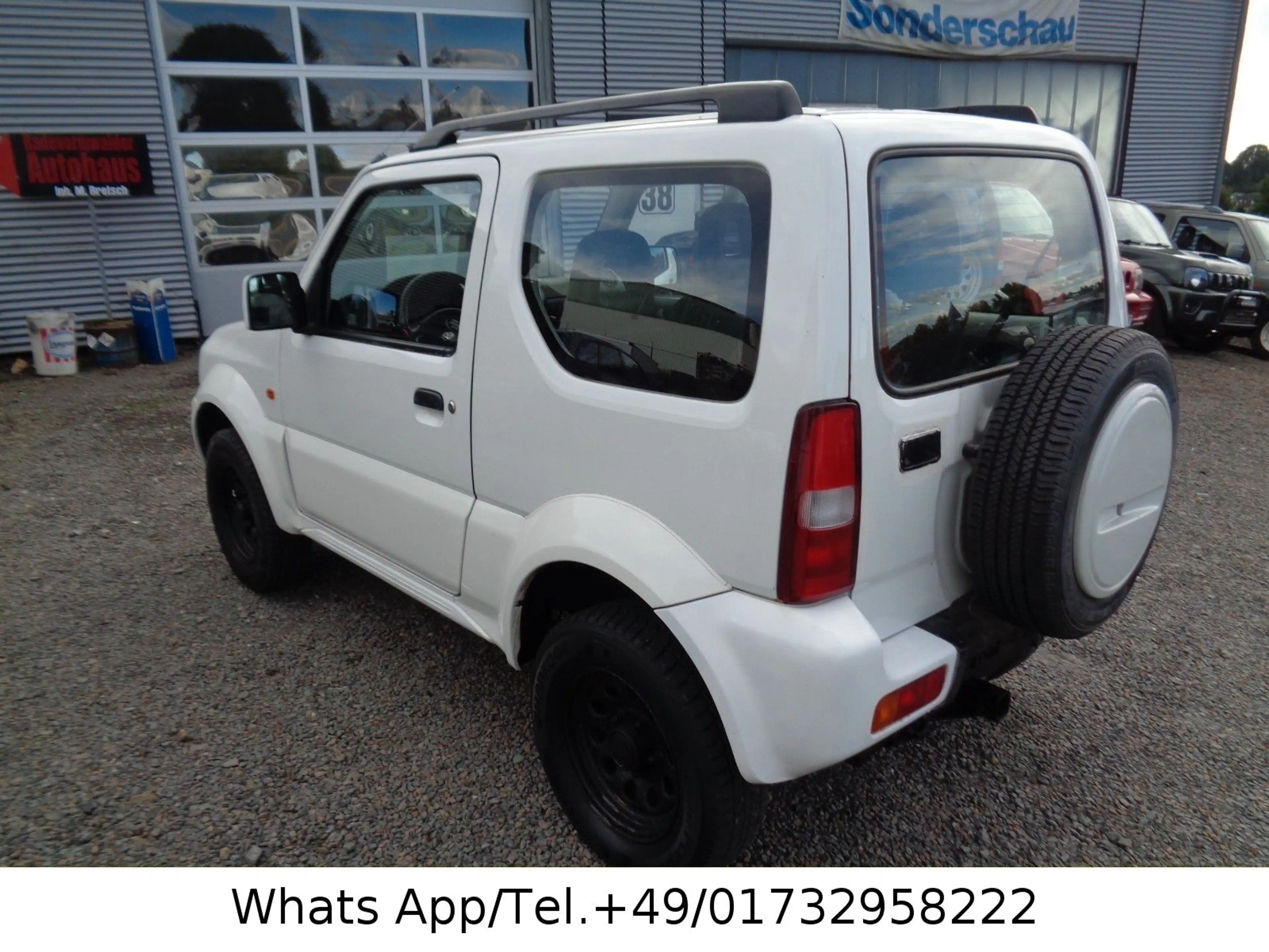 Suzuki Jimny 1.3 4WD Club"Tüv 11/26" — photo 2