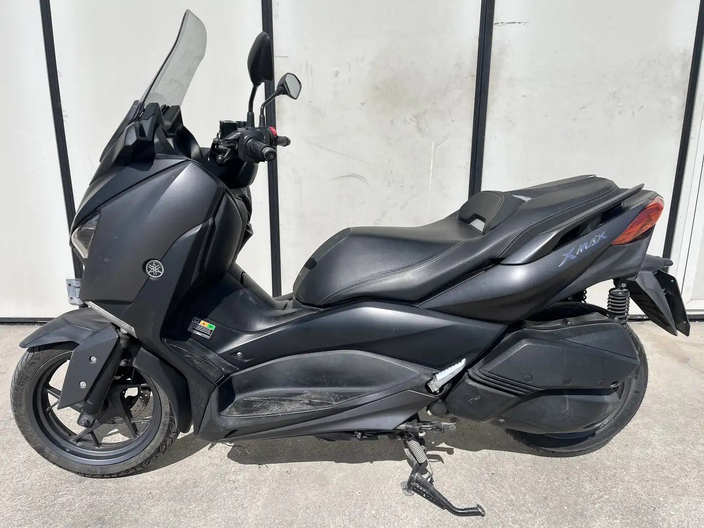 Yamaha X-Max 300 ABS - 2