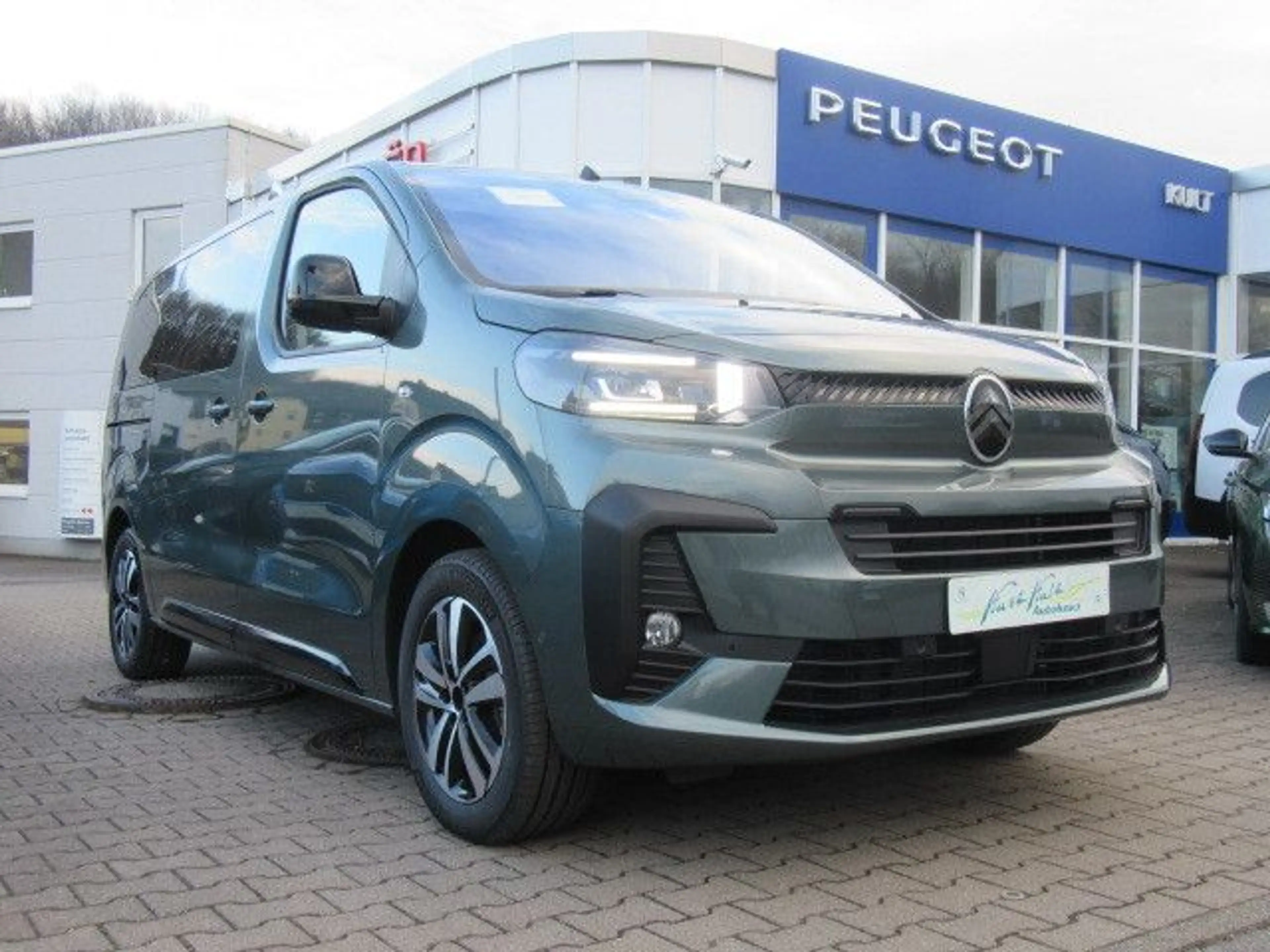 Citroen Spacetourer Spacetourer Plus M BHDi 180 EAT8*AHZ