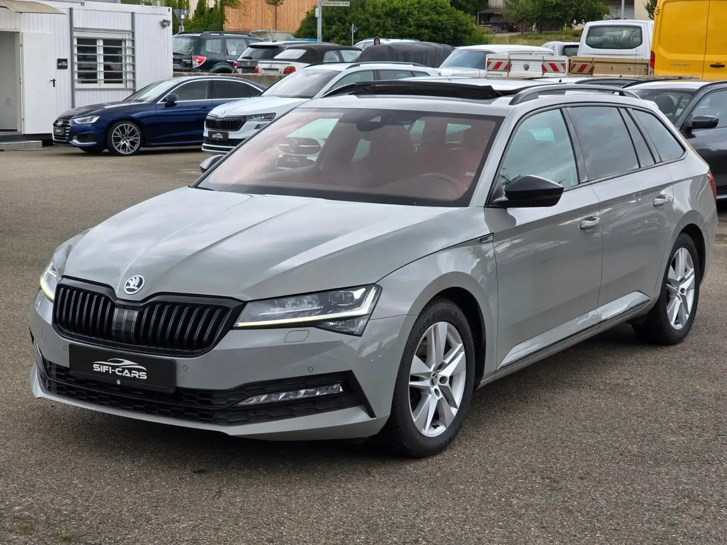 Skoda Superb 2.0 TDI Combi*SPORTLINE*DSG*VIRT*NAV*PANO Gris - 2