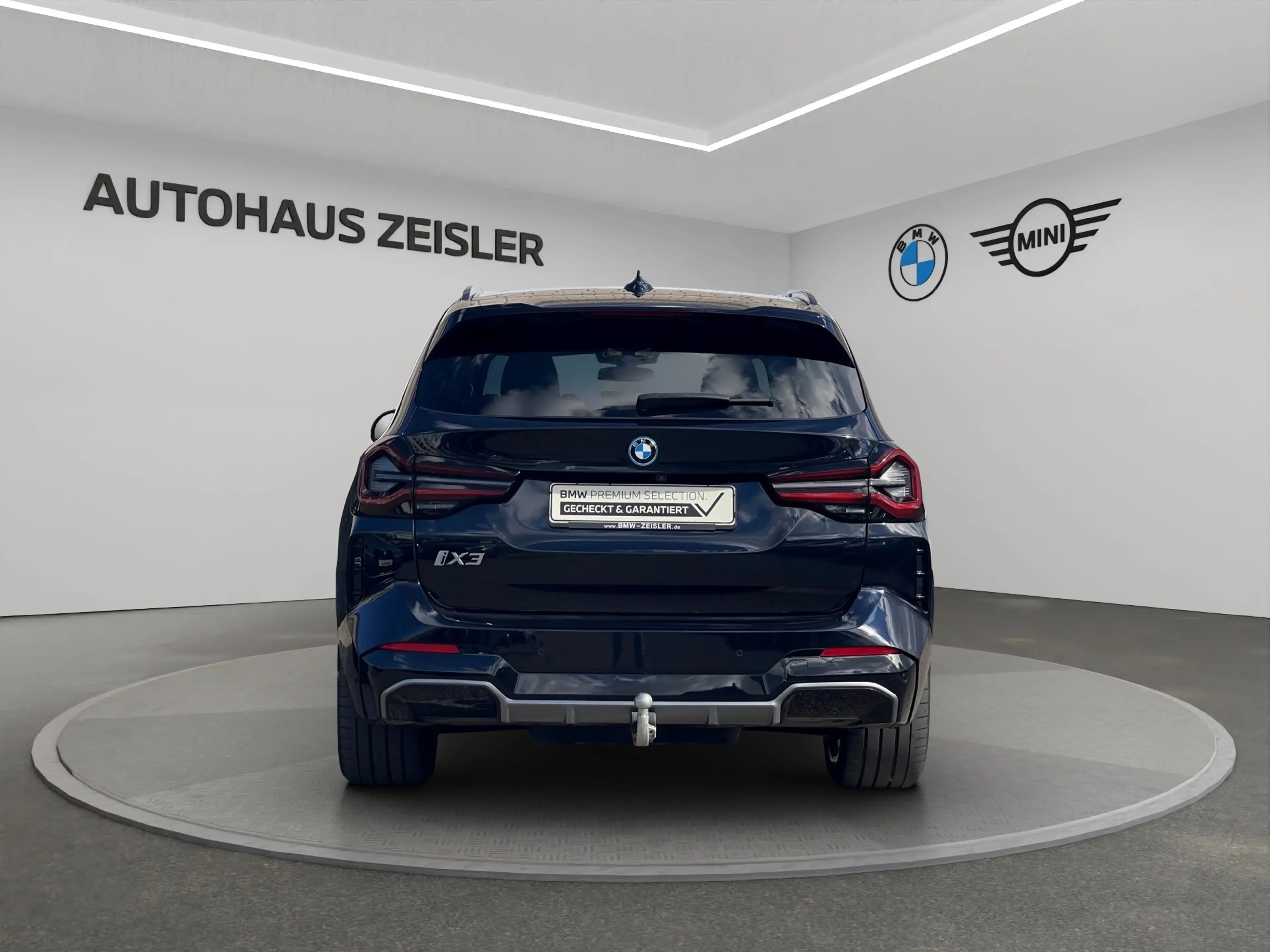 BMW iX3 M Sport — photo 6