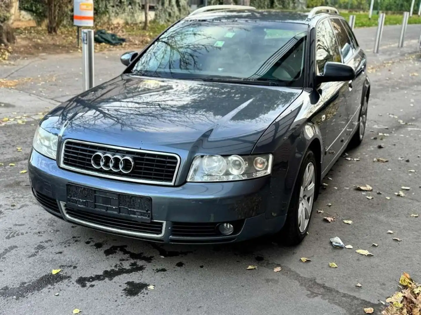 Audi A4 A4 Avant 1,9 TDI Grau - 1