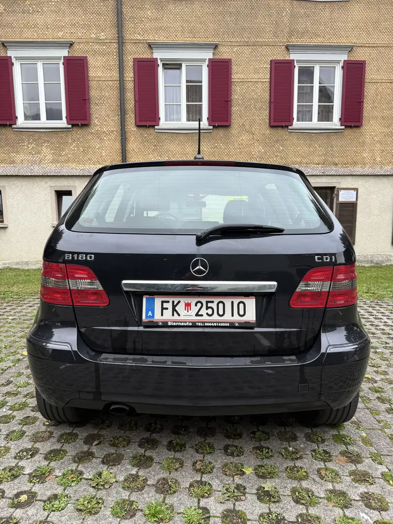 Mercedes-Benz B 180 CDI - 2