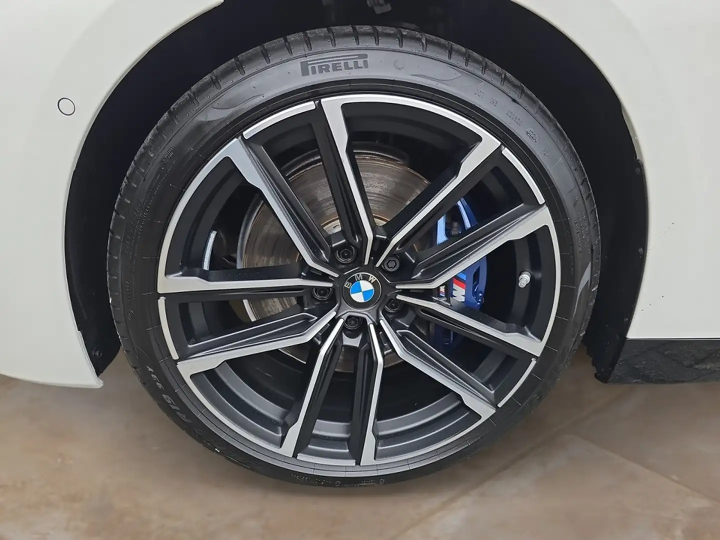 BMW 240 M240i xDrive Coupe / NP= 66.890,- / Adapt. LED / Weiß - 2