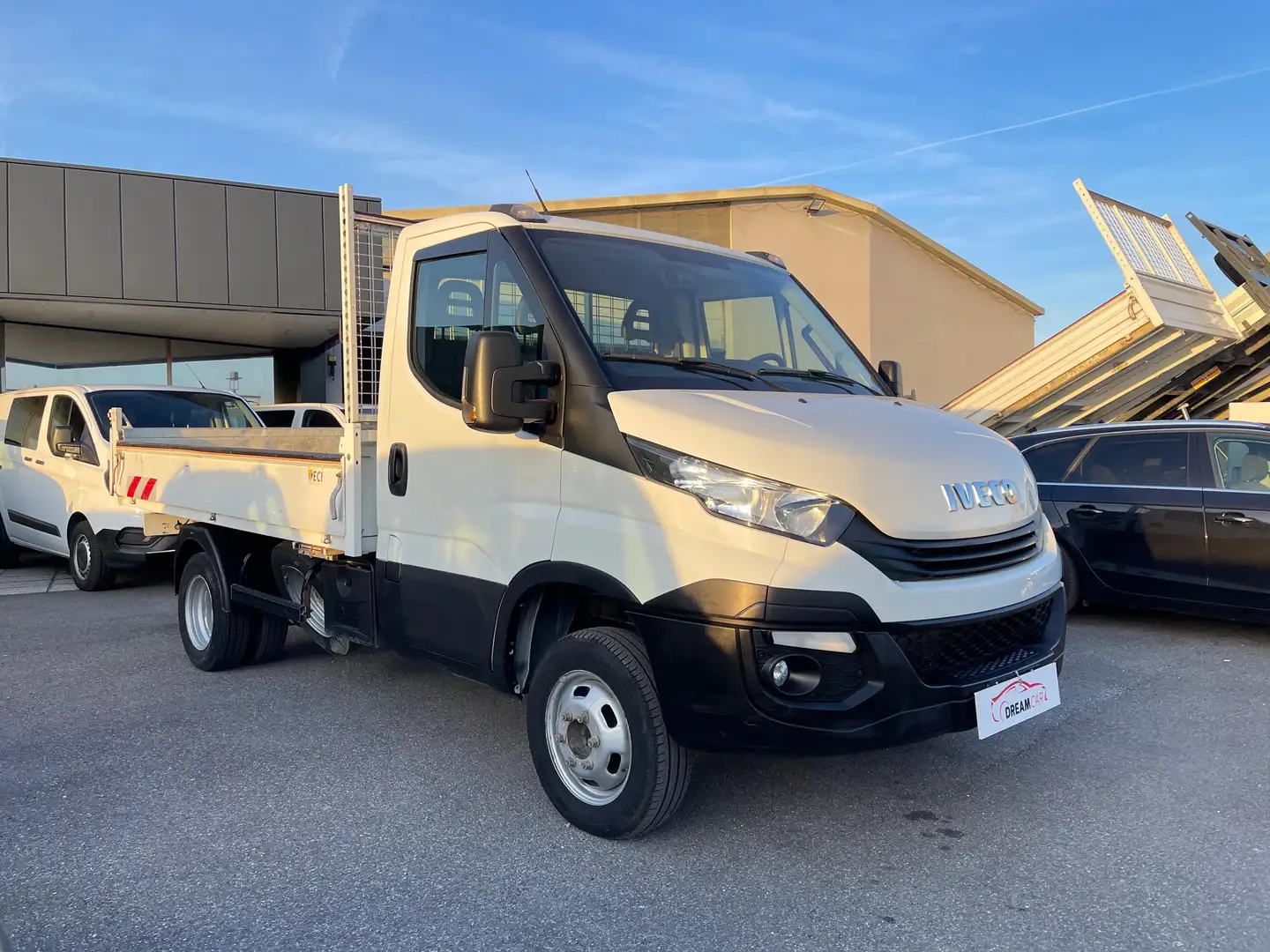 Iveco Daily Iveco Daily 2.3-Diesel-Manuale-136 CV RIBALTABILE Bianco - 1