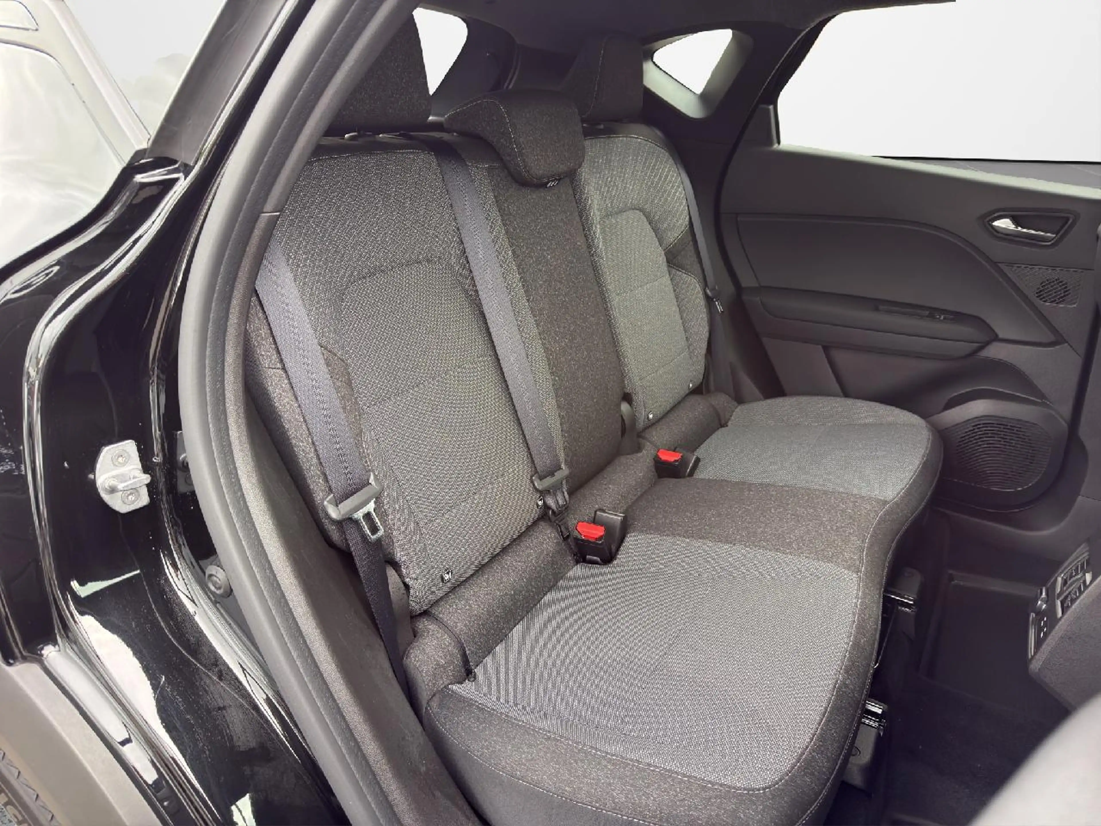 Renault Captur Techno TCe90/GJR/Navi-Safety+Winter Paket — photo 14