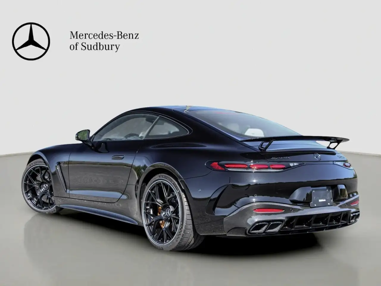 Mercedes-Benz AMG GT снимка Mercedes-Benz AMG GT