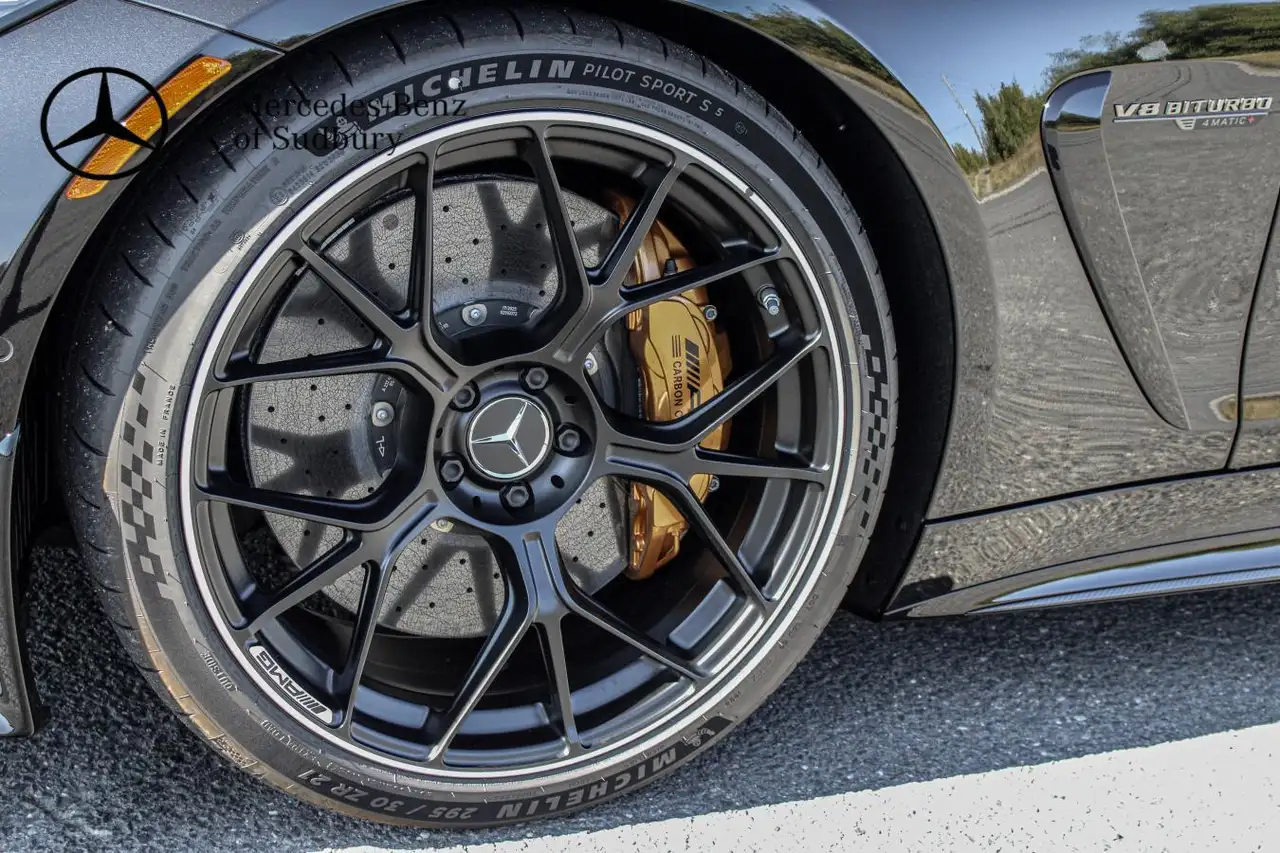 Mercedes-Benz AMG GT снимка Mercedes-Benz AMG GT