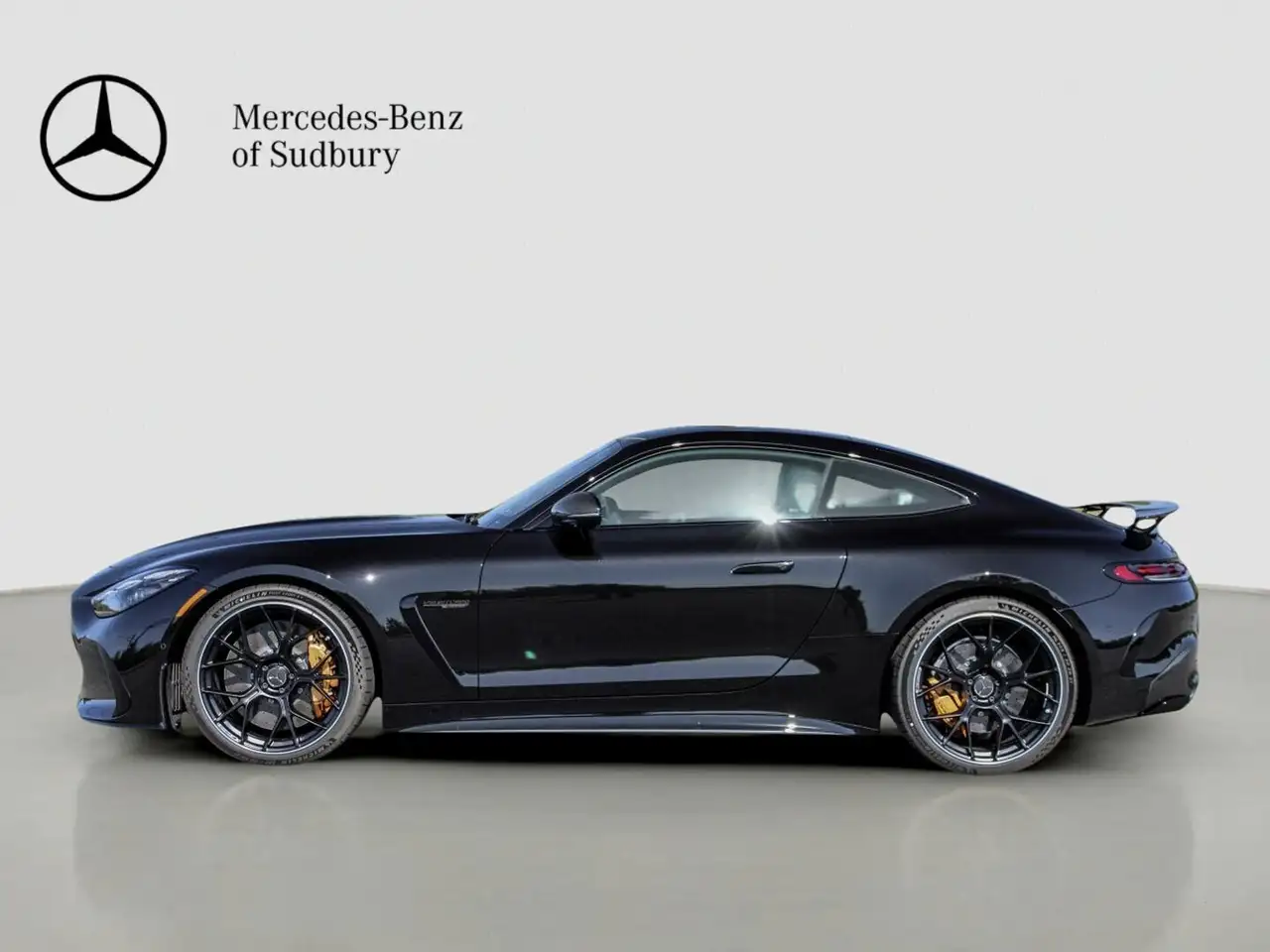 Mercedes-Benz AMG GT снимка Mercedes-Benz AMG GT