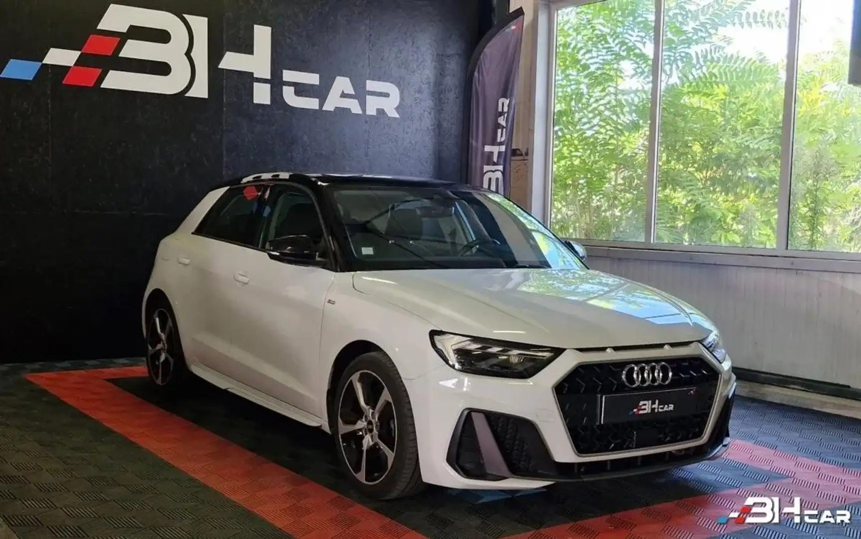 Audi A1 SPORTBACK 1.0 30 TFSI 110 S-LINE Weiß - 1