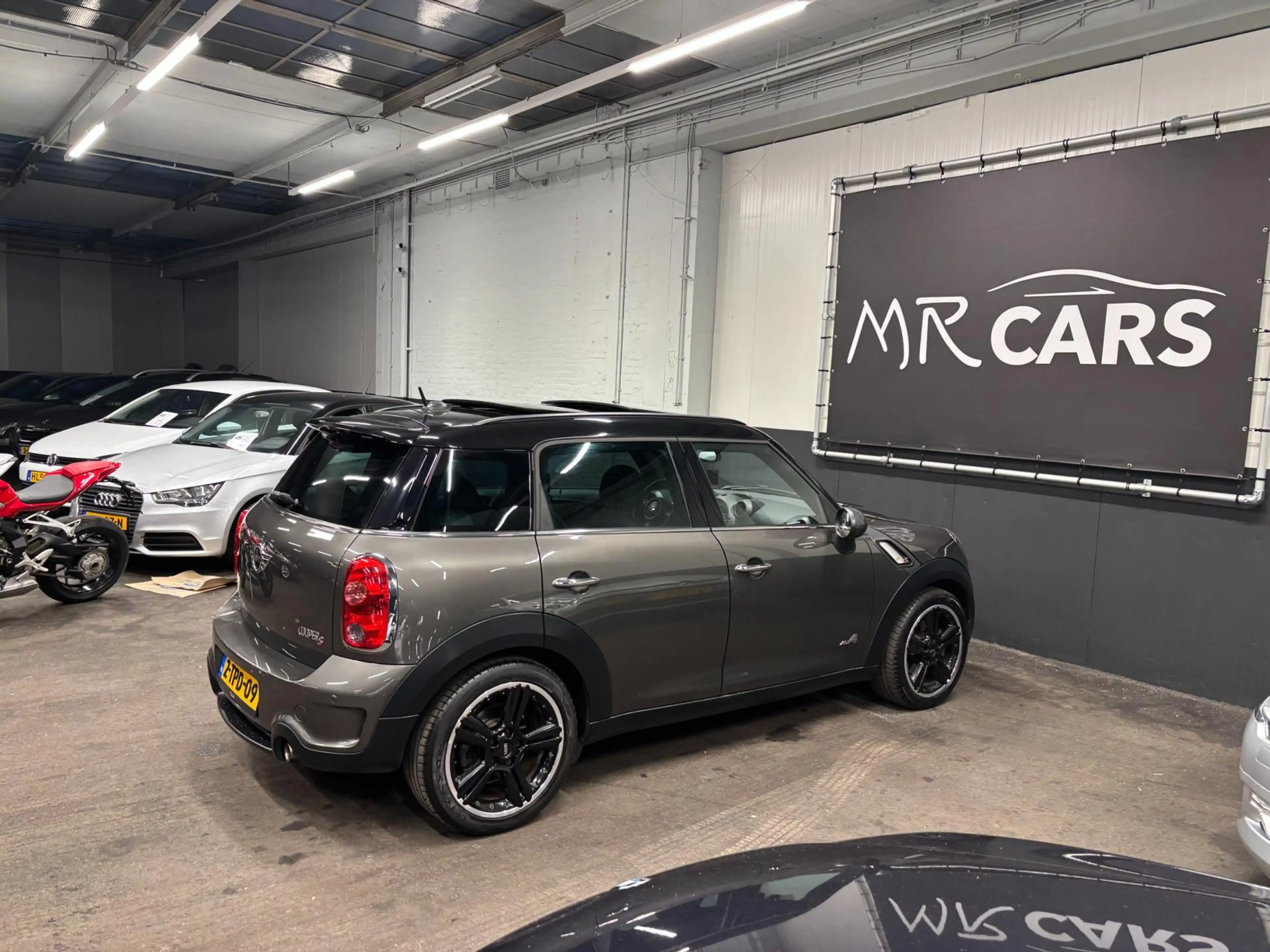MINI Cooper S Countryman Mini 1.6 ALL4 Chili Lees Tekst!!! — photo 11