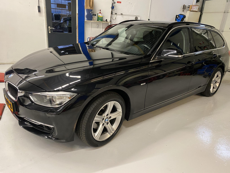 BMW 320 3-serie Touring 320i High Executive / Pano / leder — photo 8