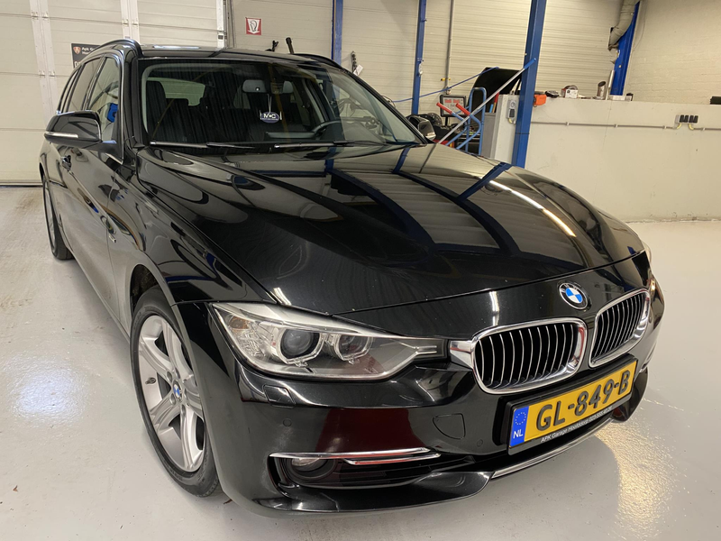 BMW 320 3-serie Touring 320i High Executive / Pano / leder — photo 10