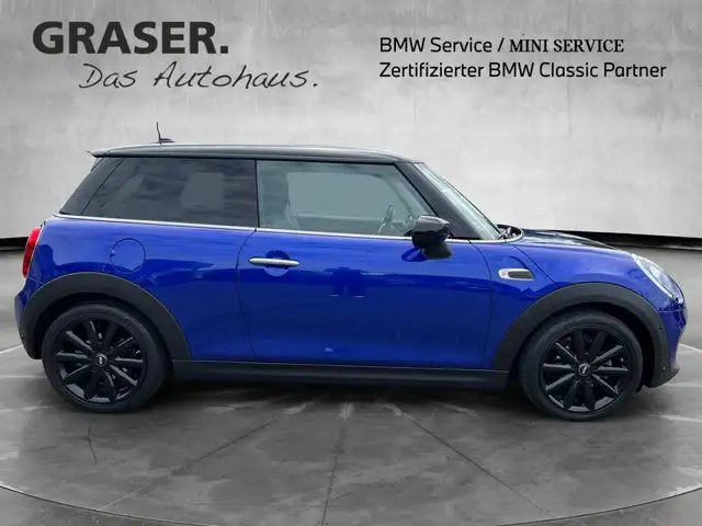 Mini Cooper Cooper view 8