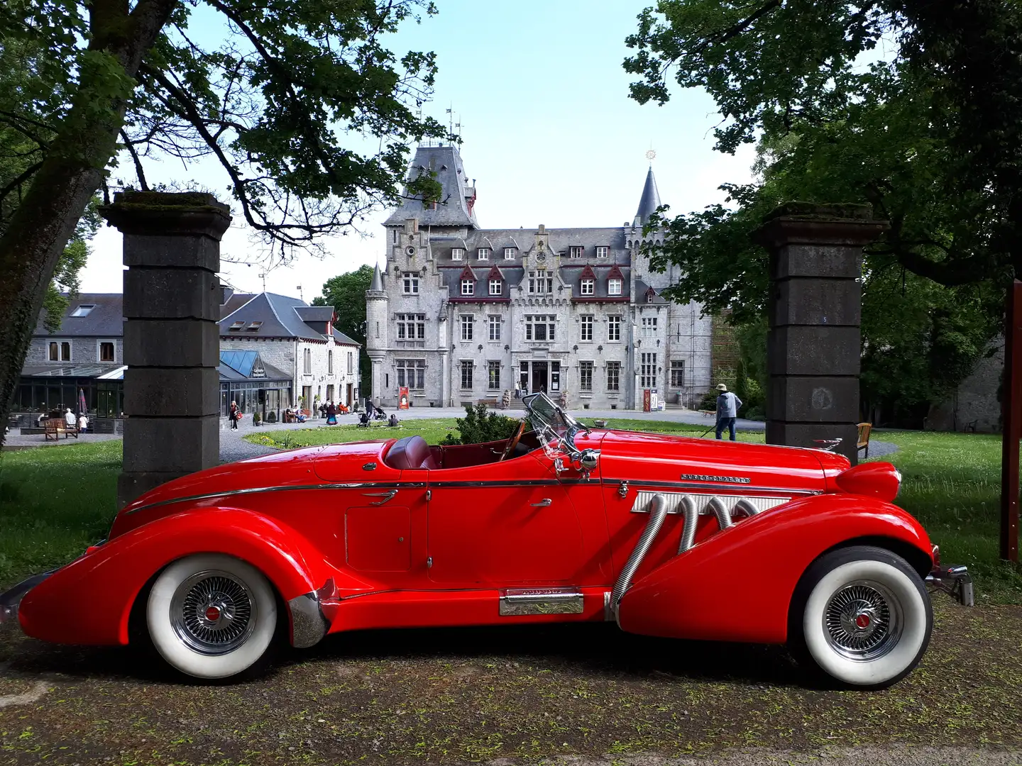 Oldtimer Auburn 856 Bot away cabrio Rot - 2