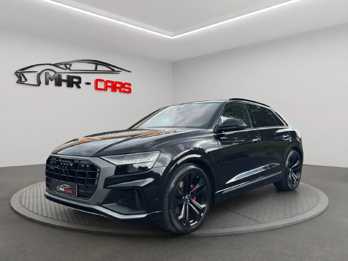 Audi Q8 50 3.0 TDI quattro Schwarz - 1