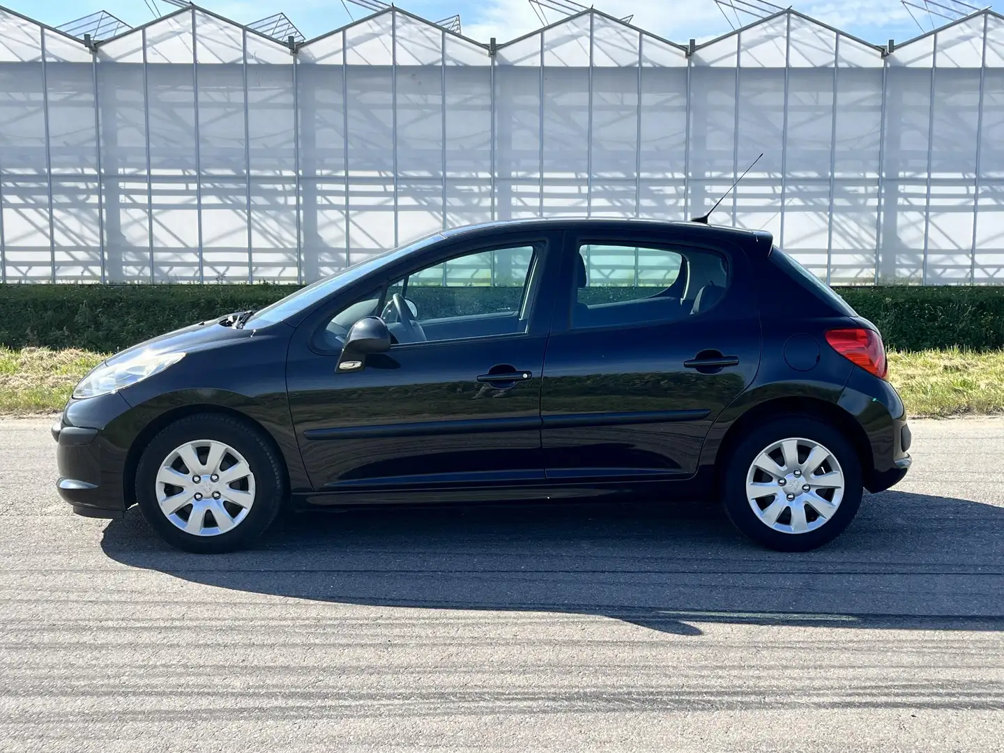 Peugeot 207 1.4 VTi Cool 'n Blue Zwart - 2