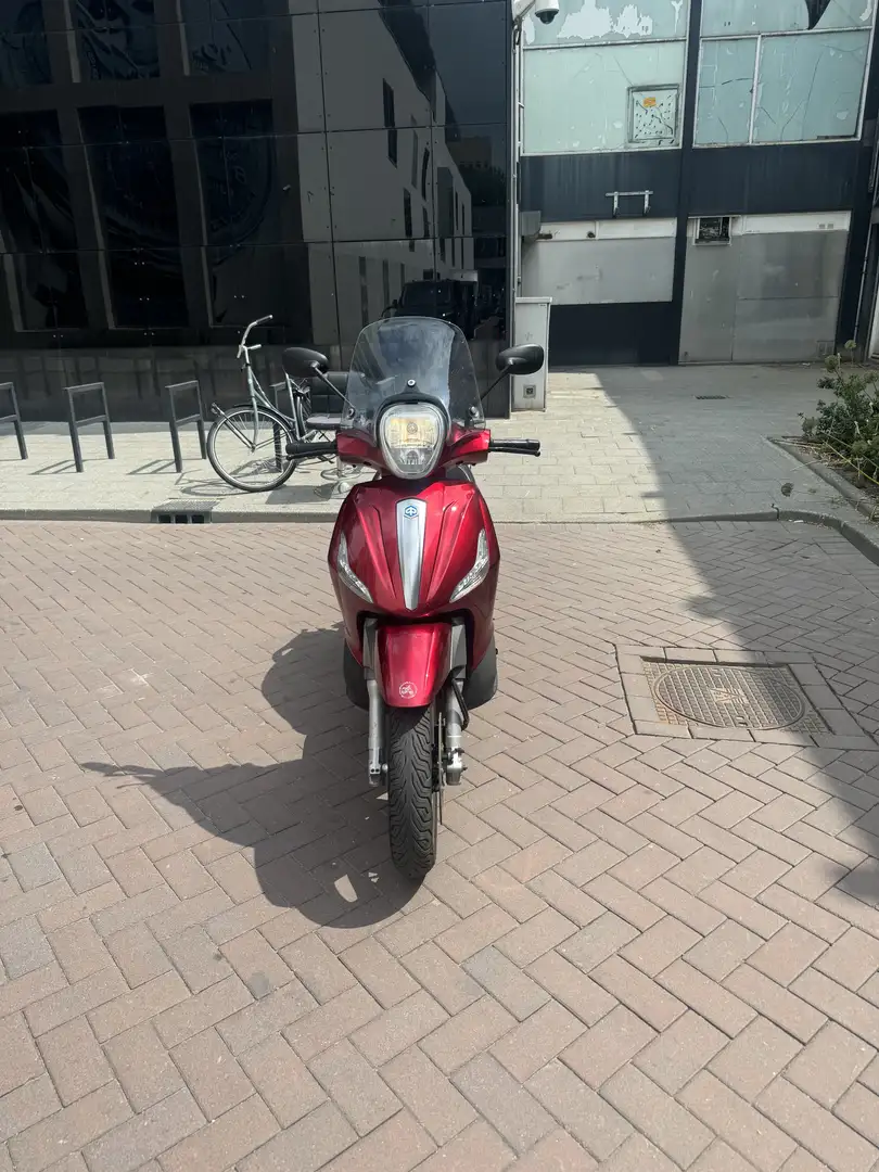 Piaggio Beverly 350 Abs Rouge - 2