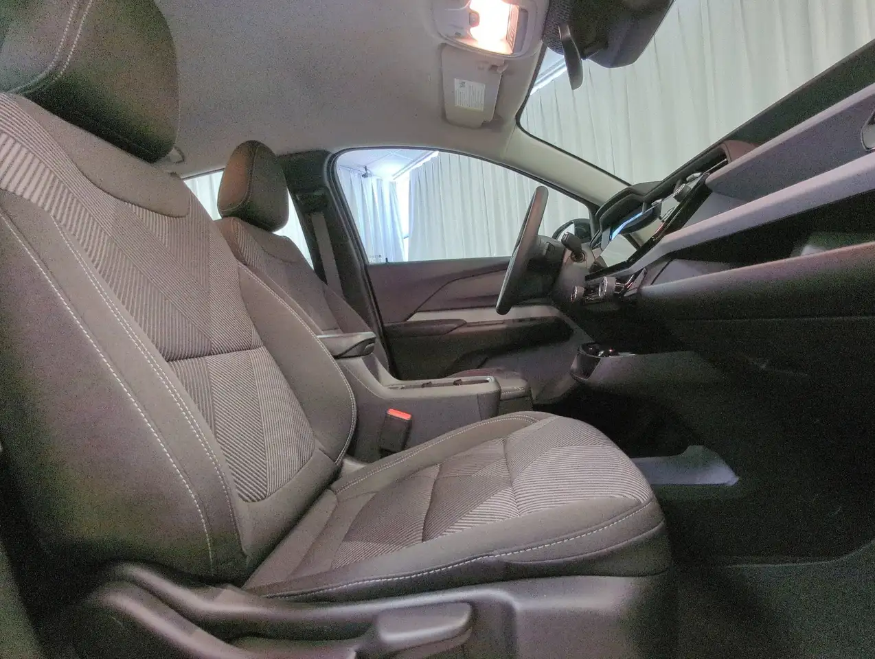 Chevrolet Bolt photo Chevrolet Bolt