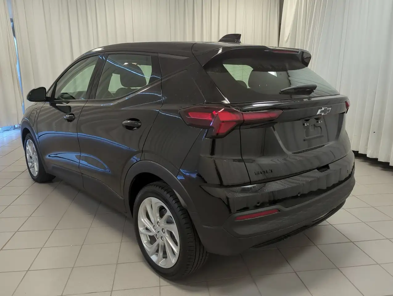 Chevrolet Bolt photo Chevrolet Bolt