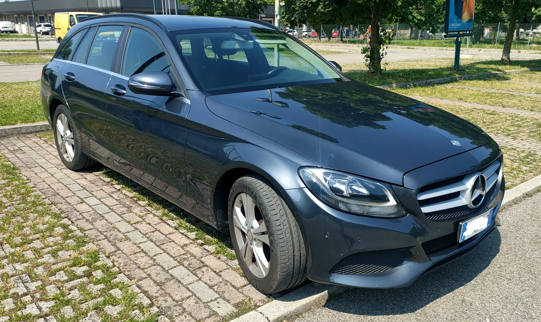 Mercedes-Benz C 200 Classe C-S205 2014 SW SW d (bt) Business auto Grau - 1