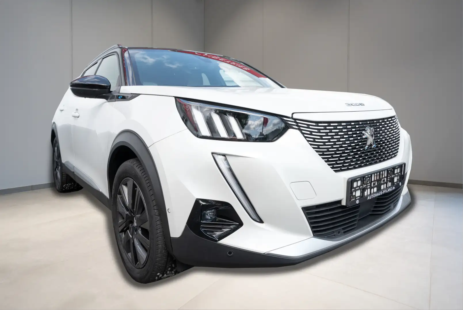 Peugeot 2008 GT Pack 136 5T Weiß - 2