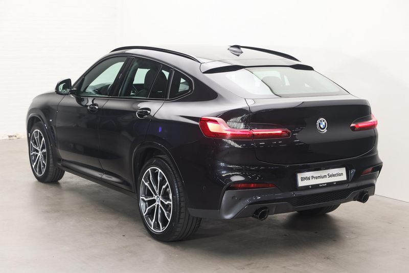 BMW X4 xDrive20i M Sport Automaat / Sportstoelen / M Spor — photo 2