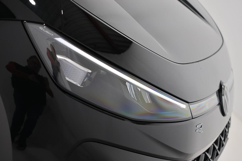 Volkswagen T-Roc NEW MODEL!! 1.5 eTSI 150 DSG R-LINE LED GPS ACC — photo 8