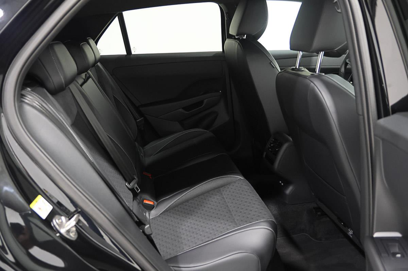 Volkswagen T-Roc NEW MODEL!! 1.5 eTSI 150 DSG R-LINE LED GPS ACC — photo 11