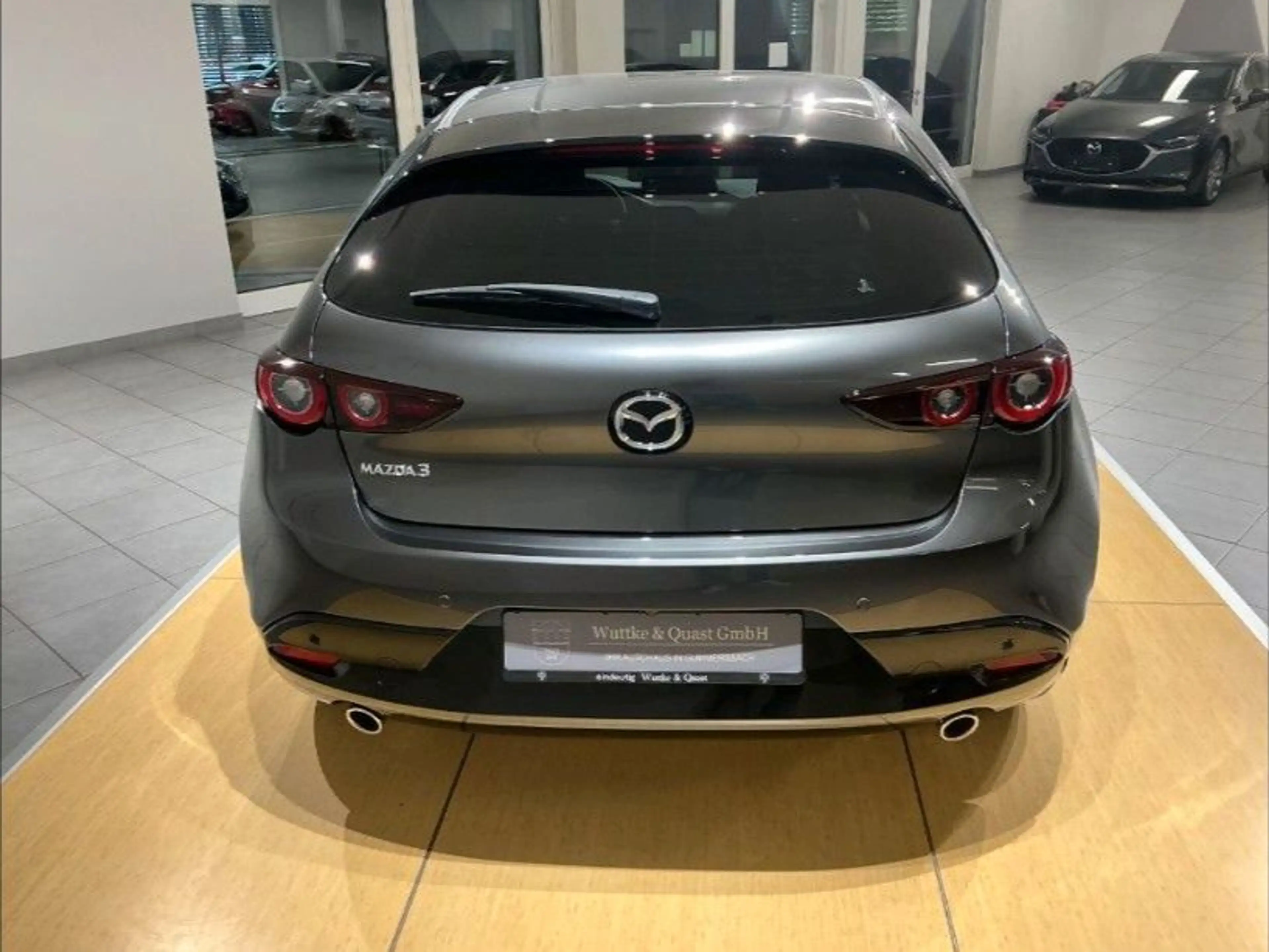 Mazda 3 Lim. 5-trg. Exclusive-Line*SHZ*LHZ*BOSE* — photo 4