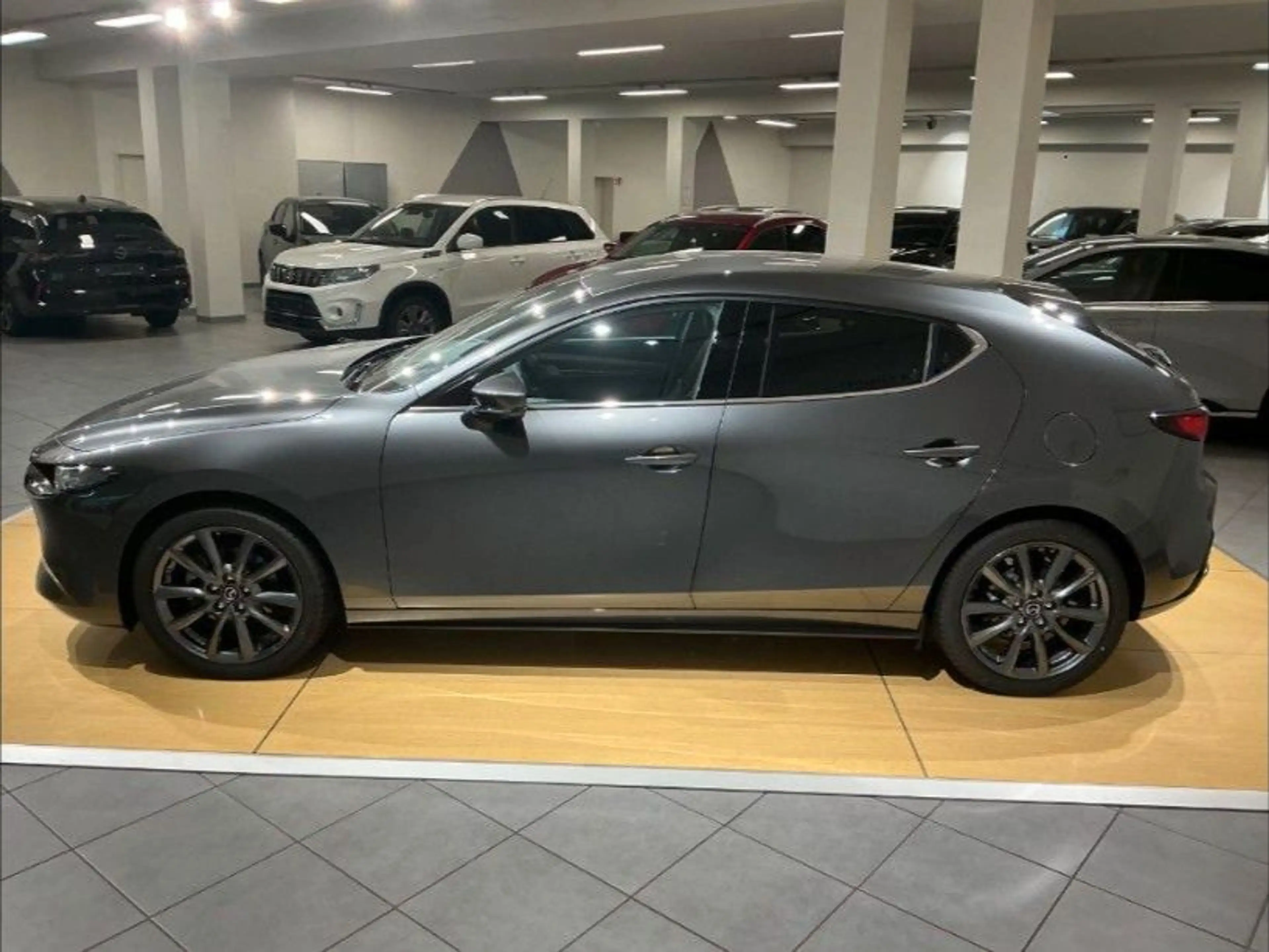 Mazda 3 Lim. 5-trg. Exclusive-Line*SHZ*LHZ*BOSE* — photo 6