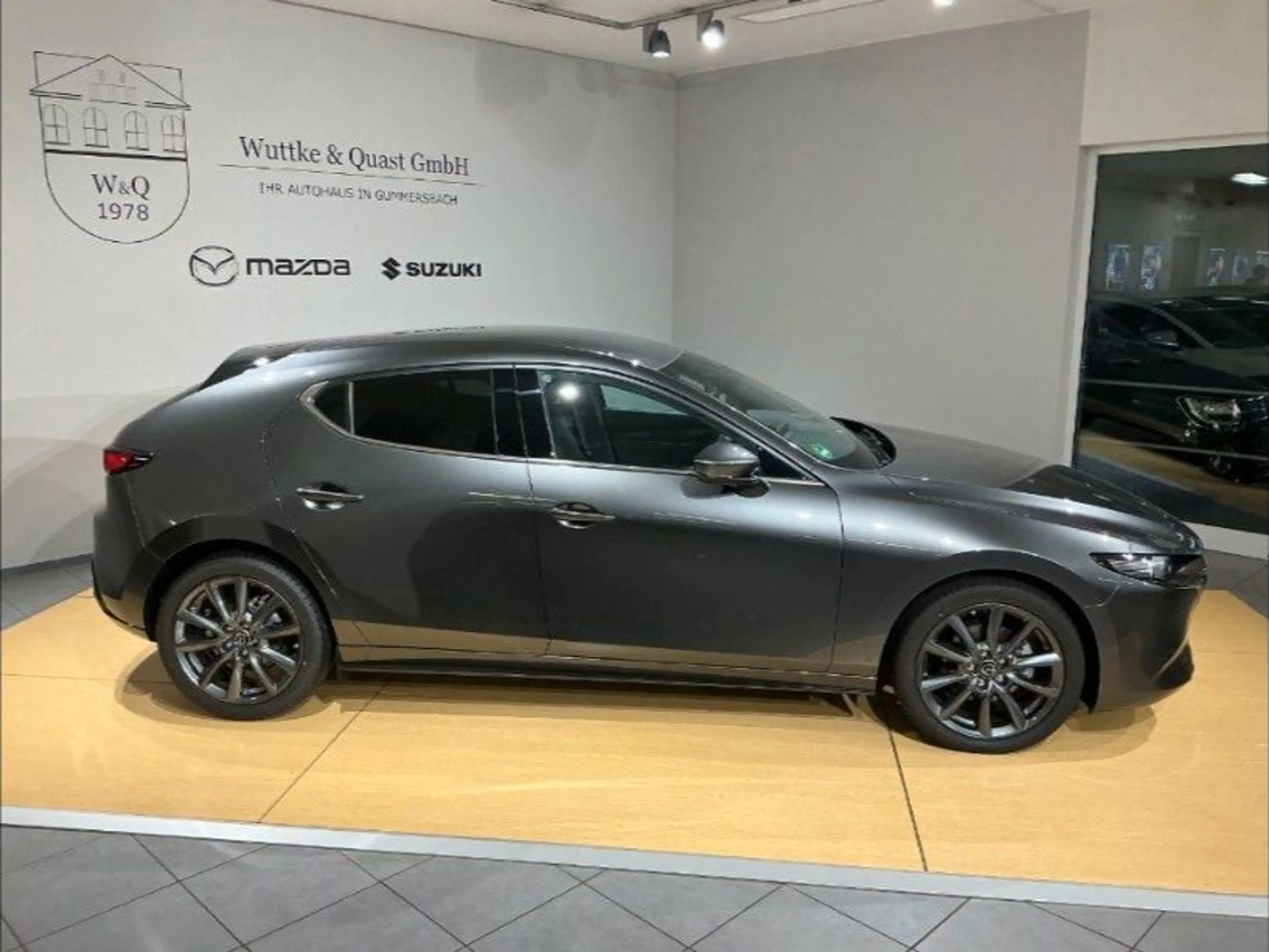 Mazda 3 Lim. 5-trg. Exclusive-Line*SHZ*LHZ*BOSE* — photo 2